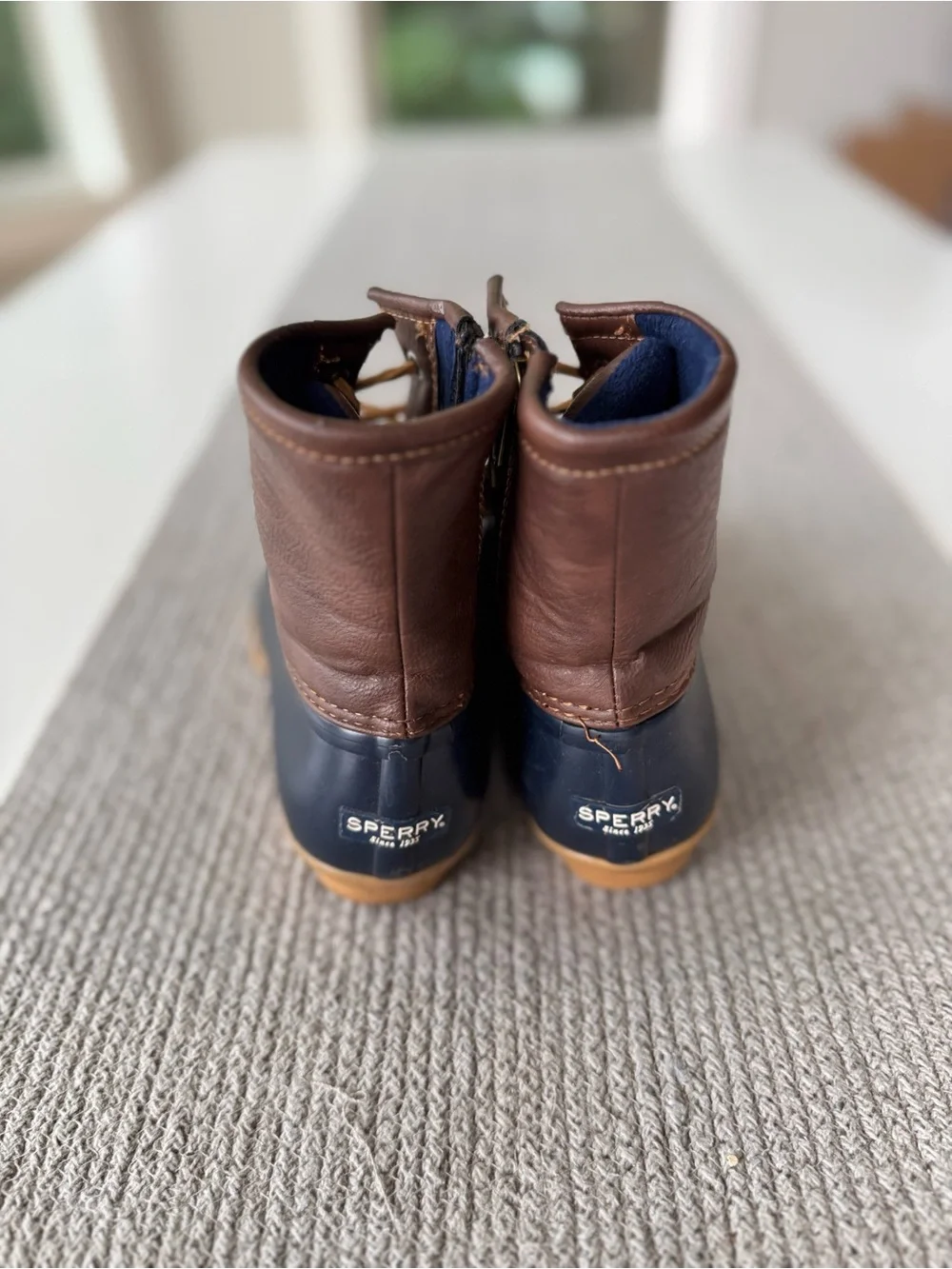 Sperry Girls Saltwater Boot Navy & Brown Duck Boots Size 6